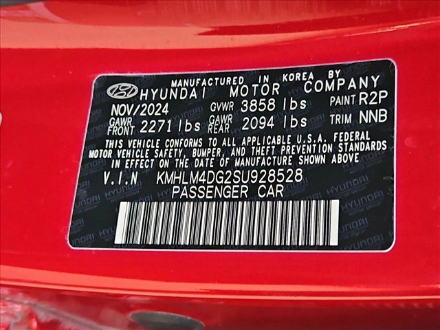 Used 2025 Hyundai Elantra Sport FWD image 19