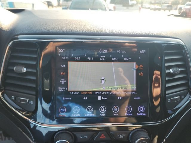 Used 2020 Jeep Grand Cherokee Limited RWD image 31