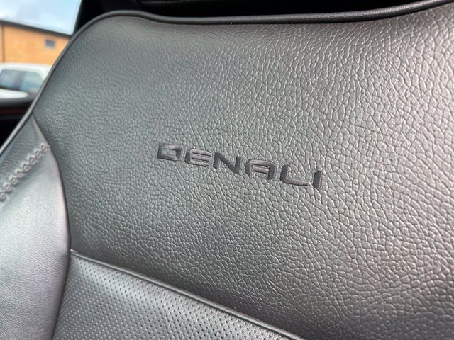 Used 2022 GMC Sierra 1500 Denali AWD/4WD image 23