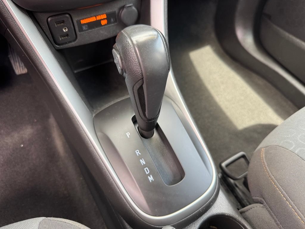 Used 2018 Chevrolet Trax LS AWD/4WD image 27