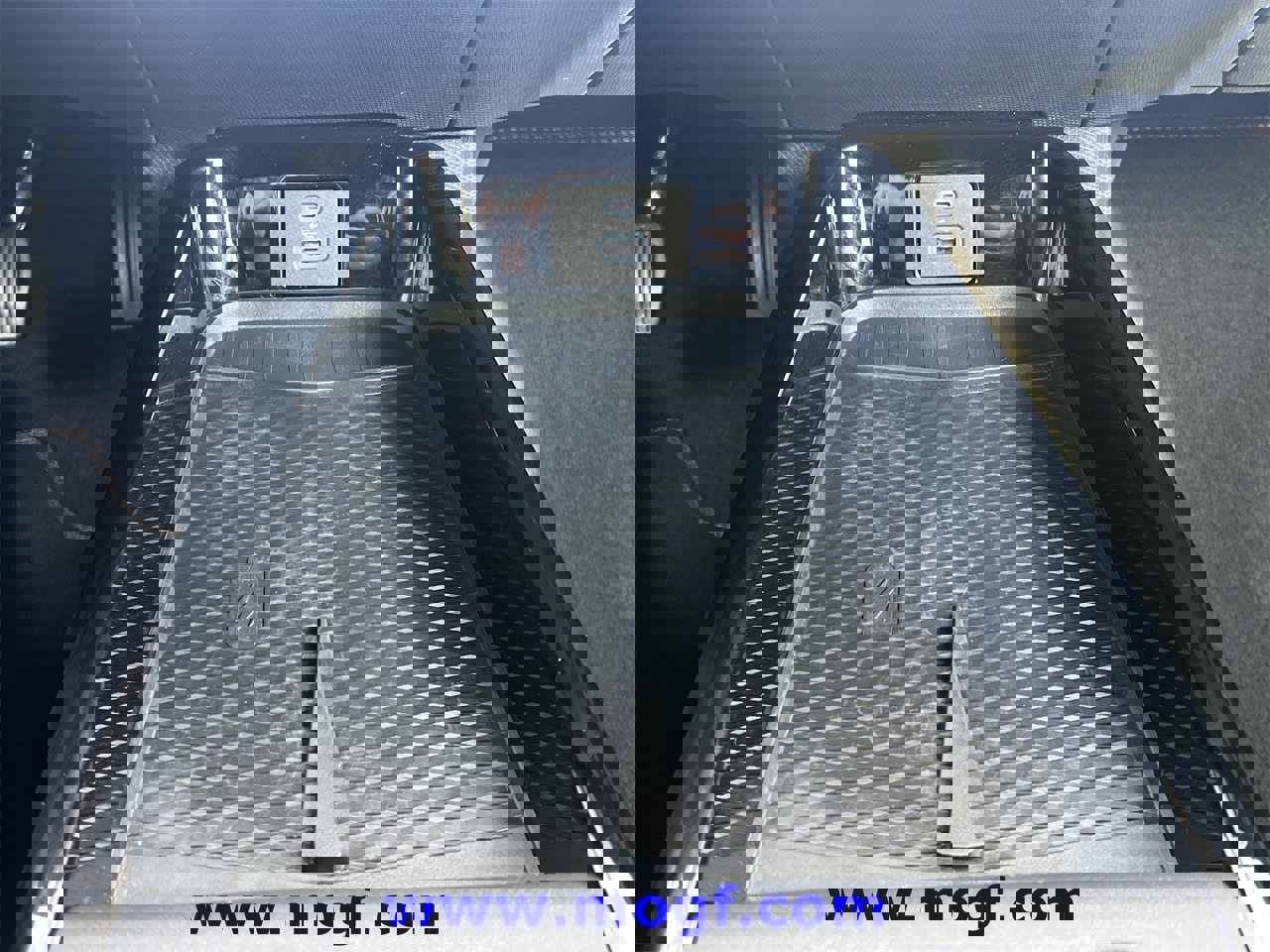 Certified 2022 Ford Mustang Mach-E GT image 9