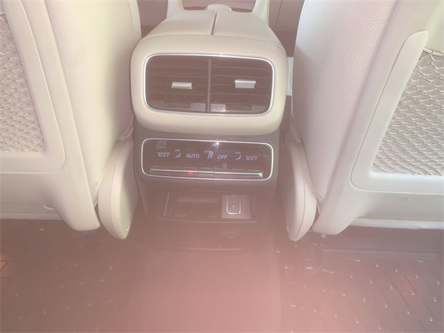 Used 2022 Mercedes-Benz GLS 450 4MATIC image 25
