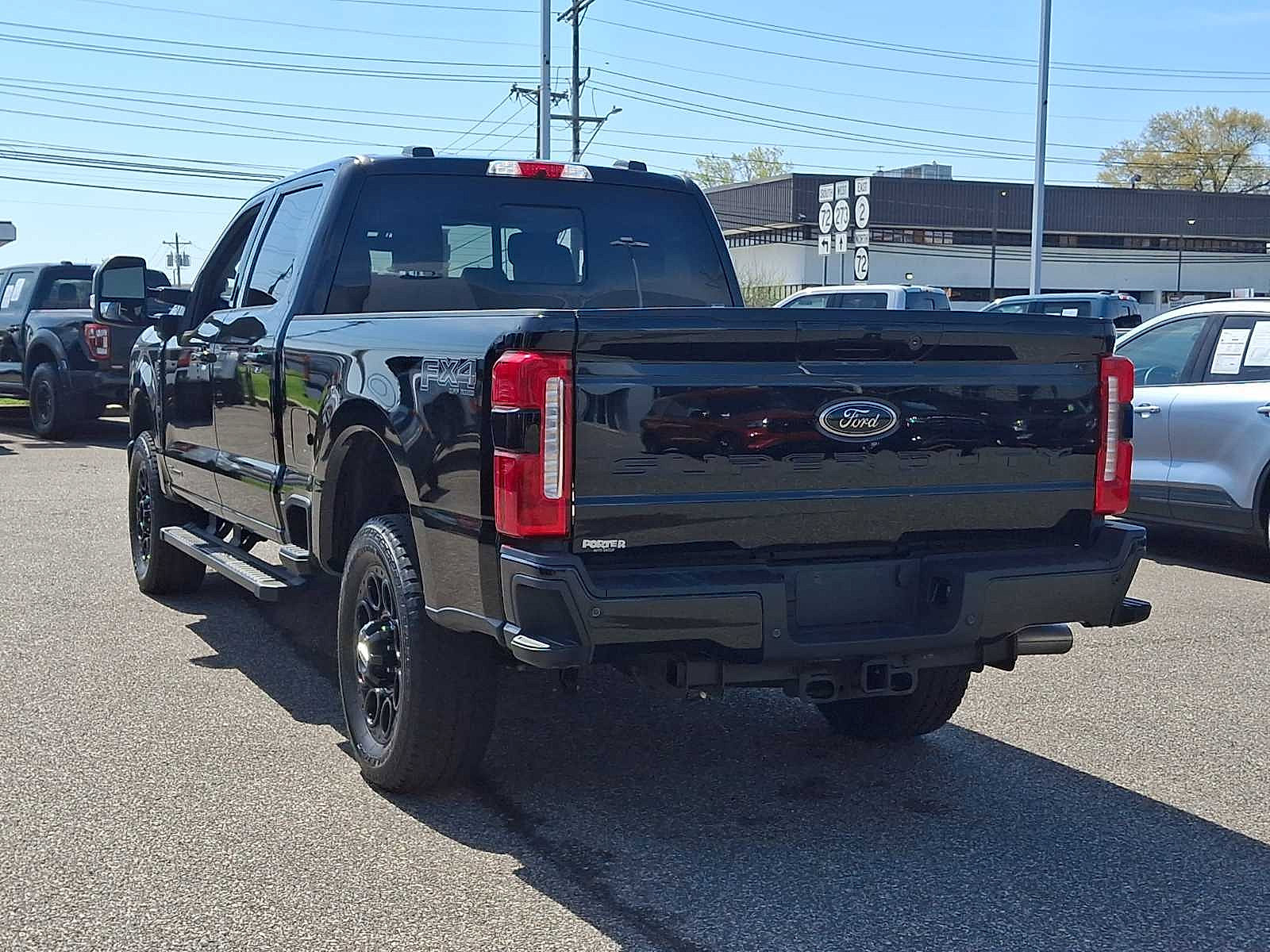 Certified 2024 Ford F250 Lariat w/ Lariat Ultimate Package AWD/4WD image 8