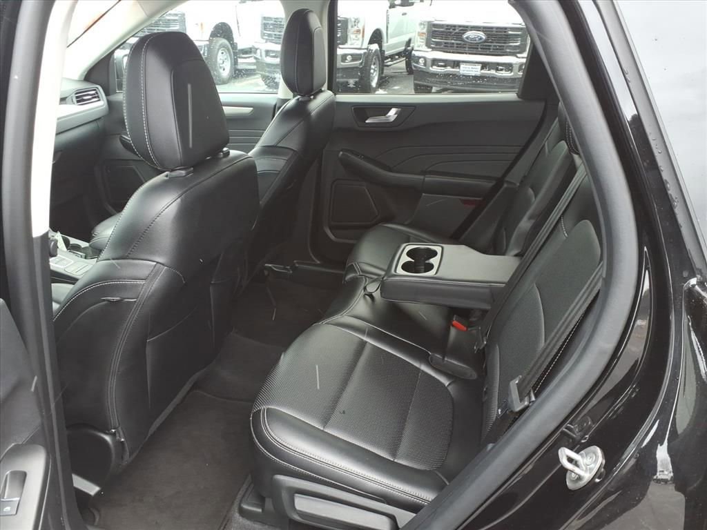 Certified 2022 Ford Escape SEL image 27