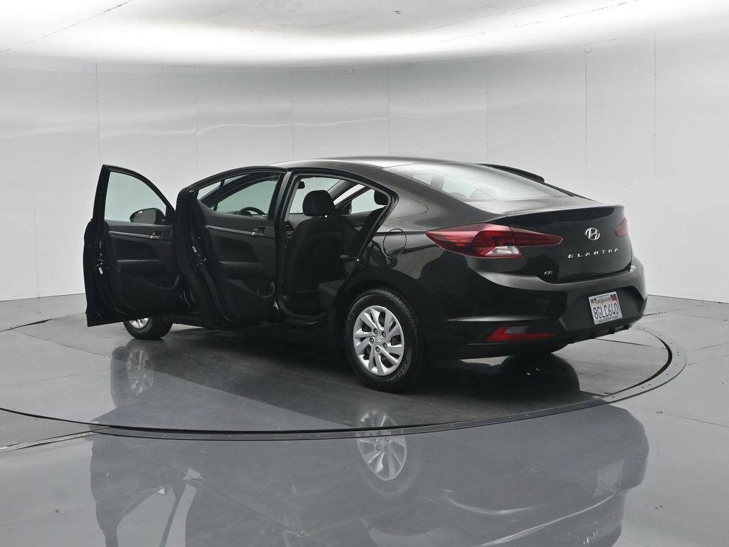 Used 2019 Hyundai Elantra SE w/ Cargo Package FWD image 34