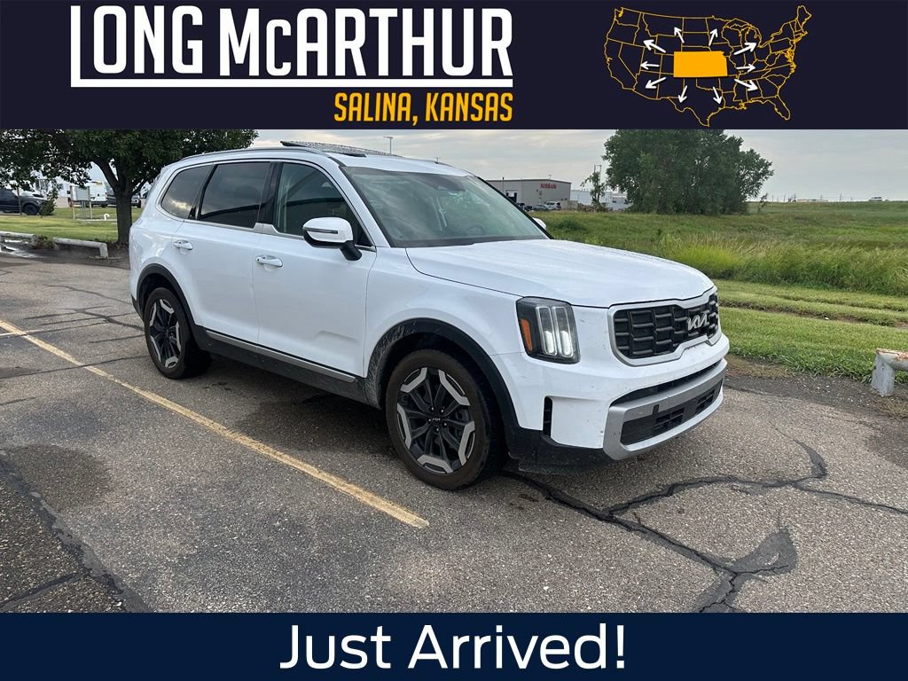 Used 2023 Kia Telluride S w/ S Sunroof Package AWD/4WD image 1