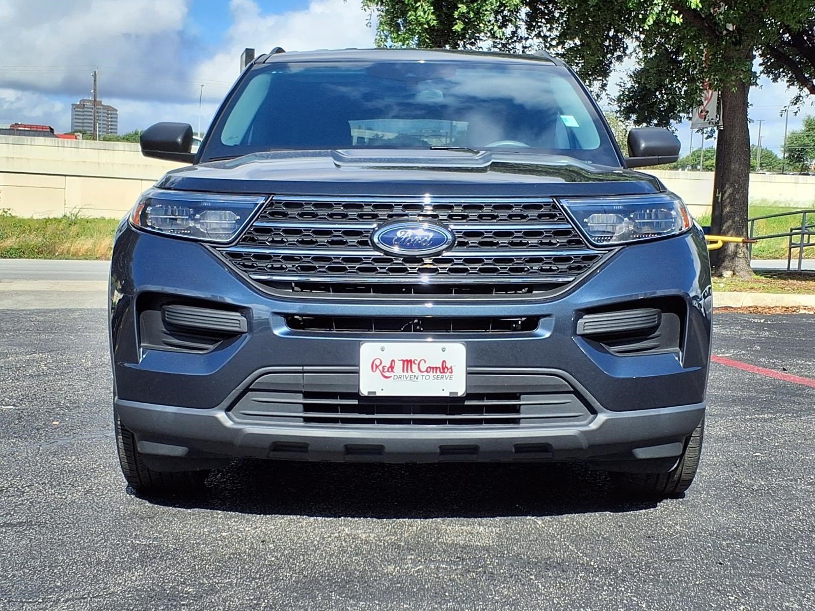 Certified 2023 Ford Explorer XLT RWD image 2