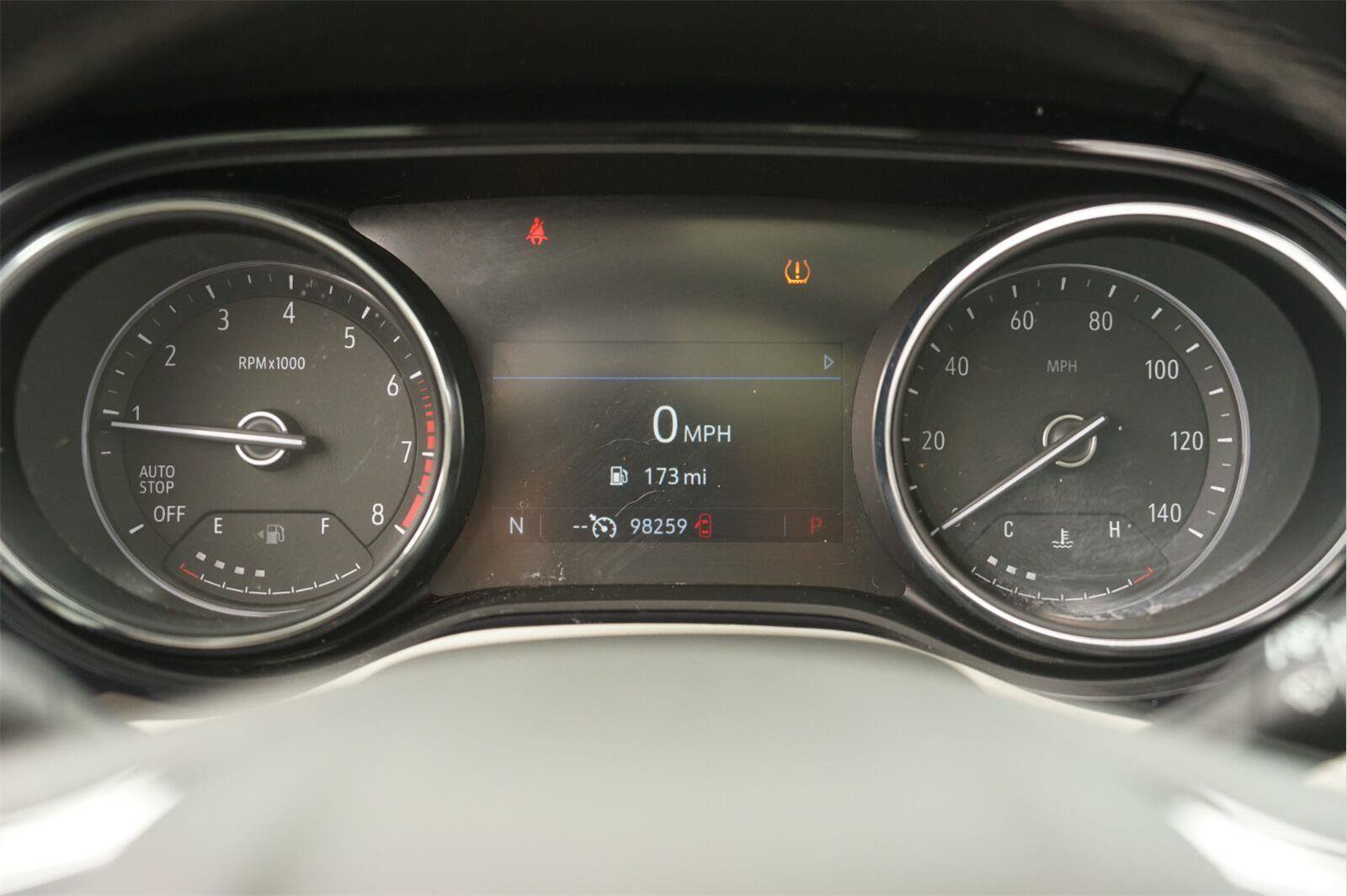 Used 2021 Buick Encore GX Essence w/ Experience Buick Package FWD image 25