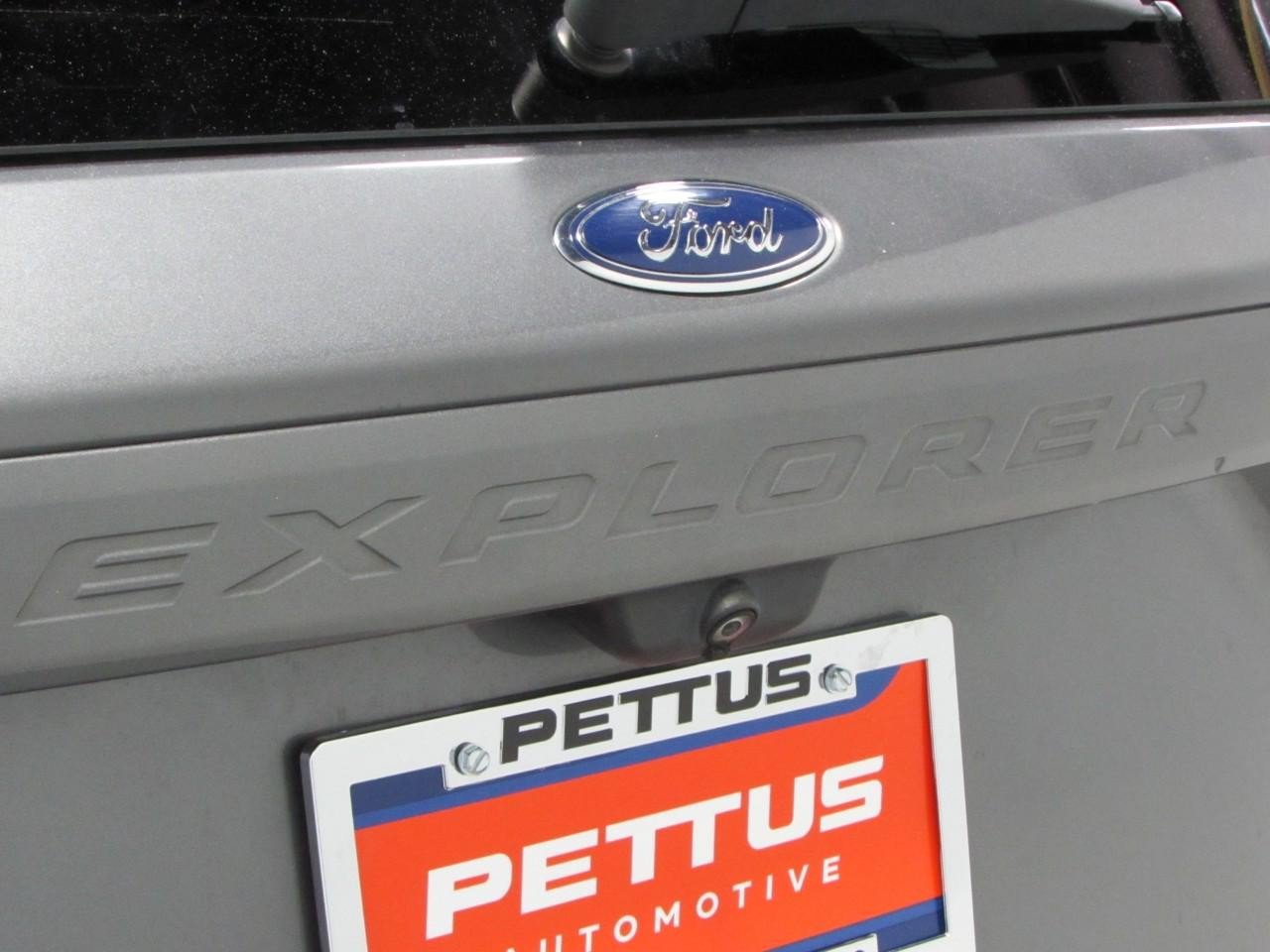 Certified 2021 Ford Explorer XLT w/ Equipment Group 202A AWD/4WD image 36