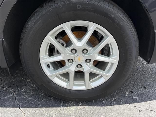 Used 2023 Chevrolet Equinox LT FWD image 14