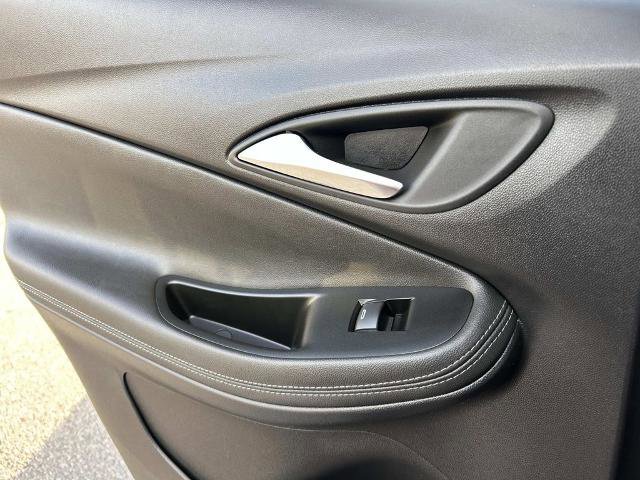 Used 2023 Buick Encore GX Select w/ Safety Package II FWD image 16