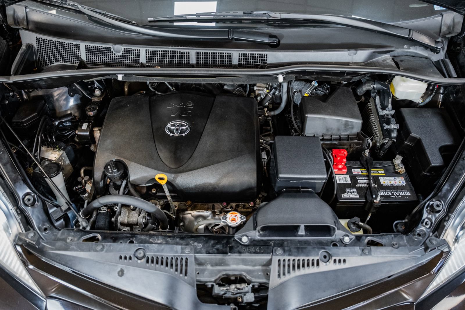 Used 2020 Toyota Sienna L image 18