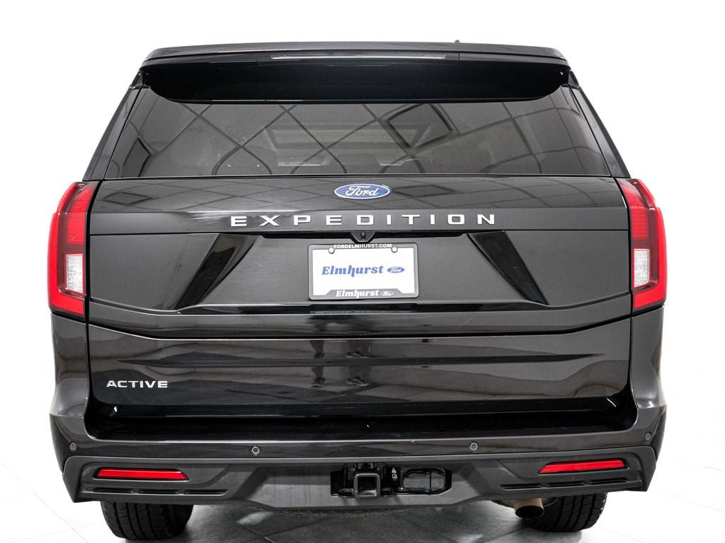 Certified 2025 Ford Expedition Active AWD/4WD image 6
