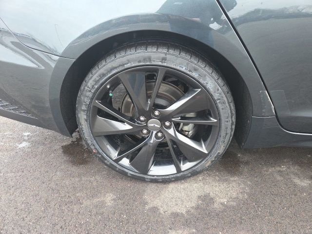 Used 2023 Genesis G70 2.0T w/ Sport Prestige Package image 11