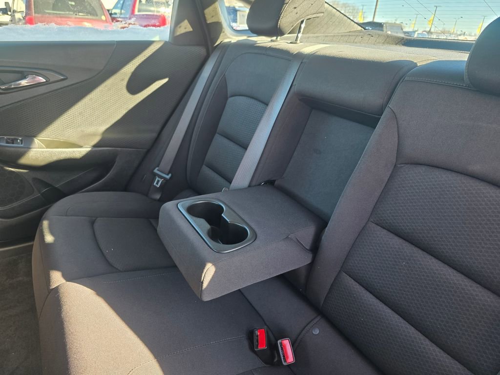 Used 2024 Chevrolet Malibu LT image 24