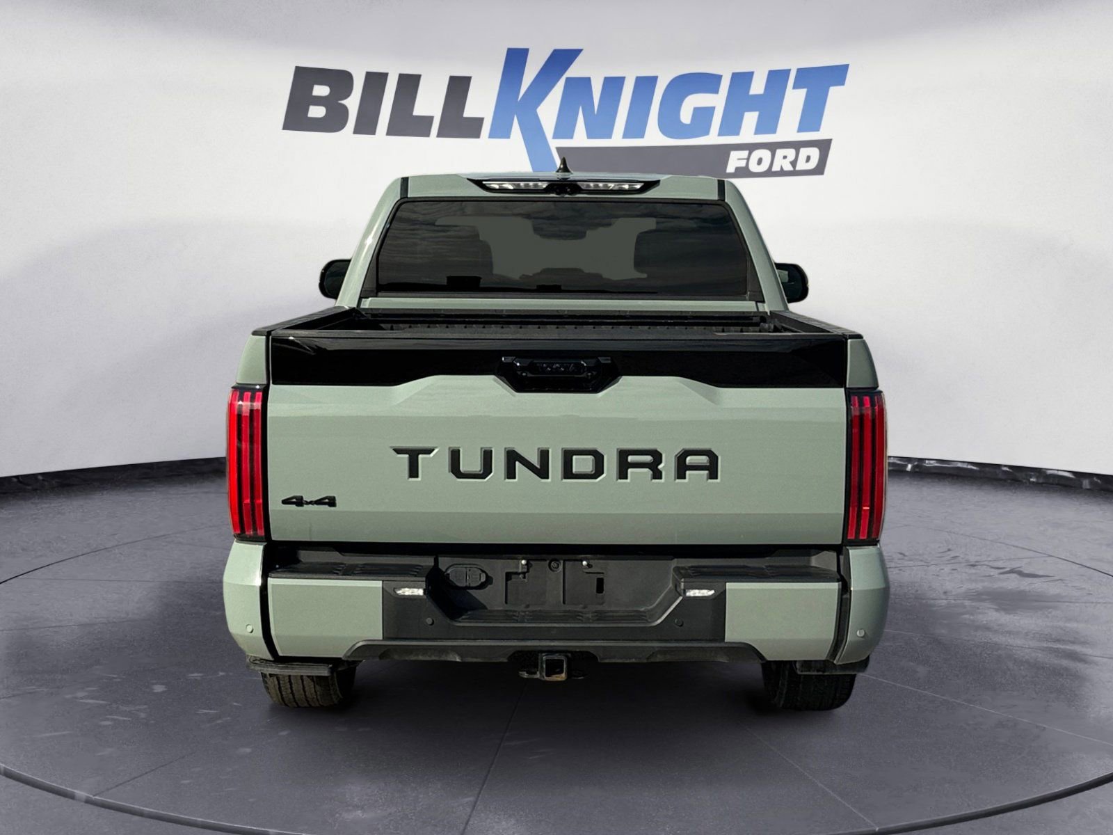 Used 2024 Toyota Tundra Platinum image 4
