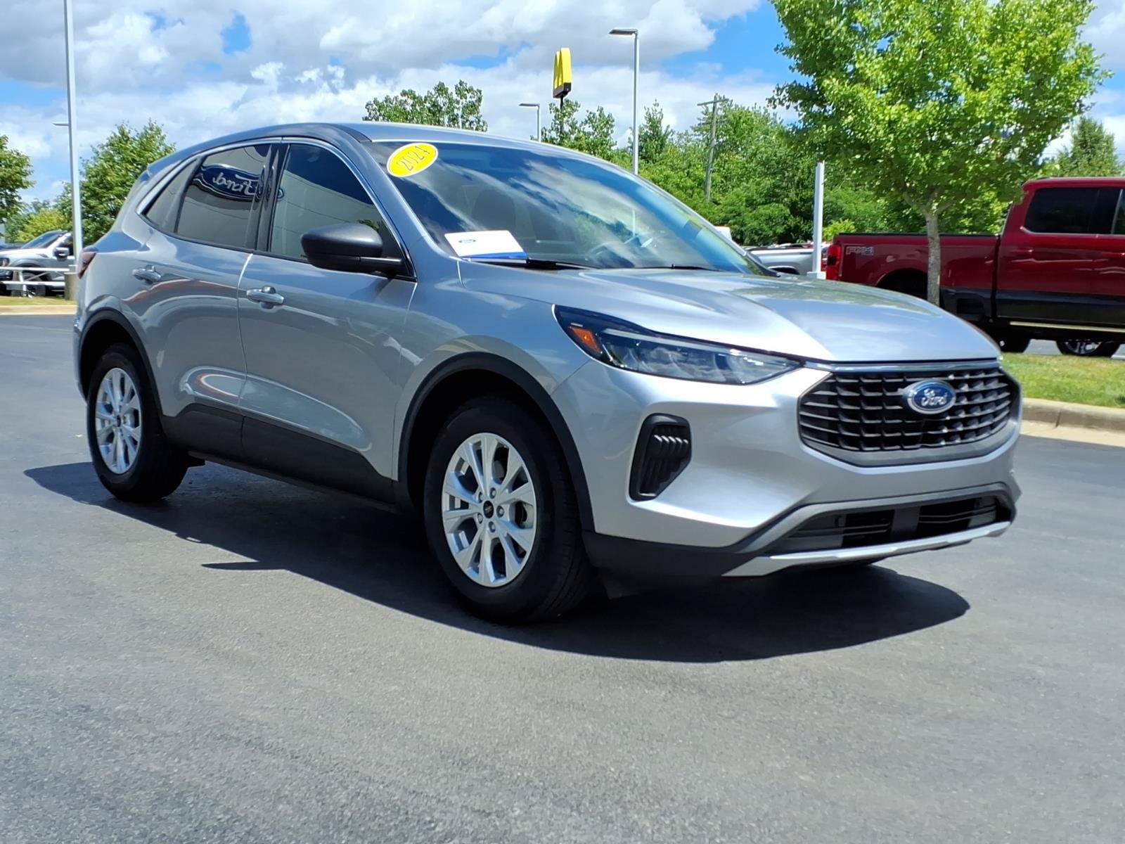 Certified 2024 Ford Escape Active w/ Cold Weather Package FWD image 3