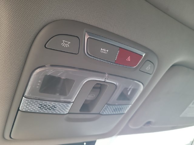 Used 2024 Kia Telluride S w/ S Sunroof Package FWD image 21