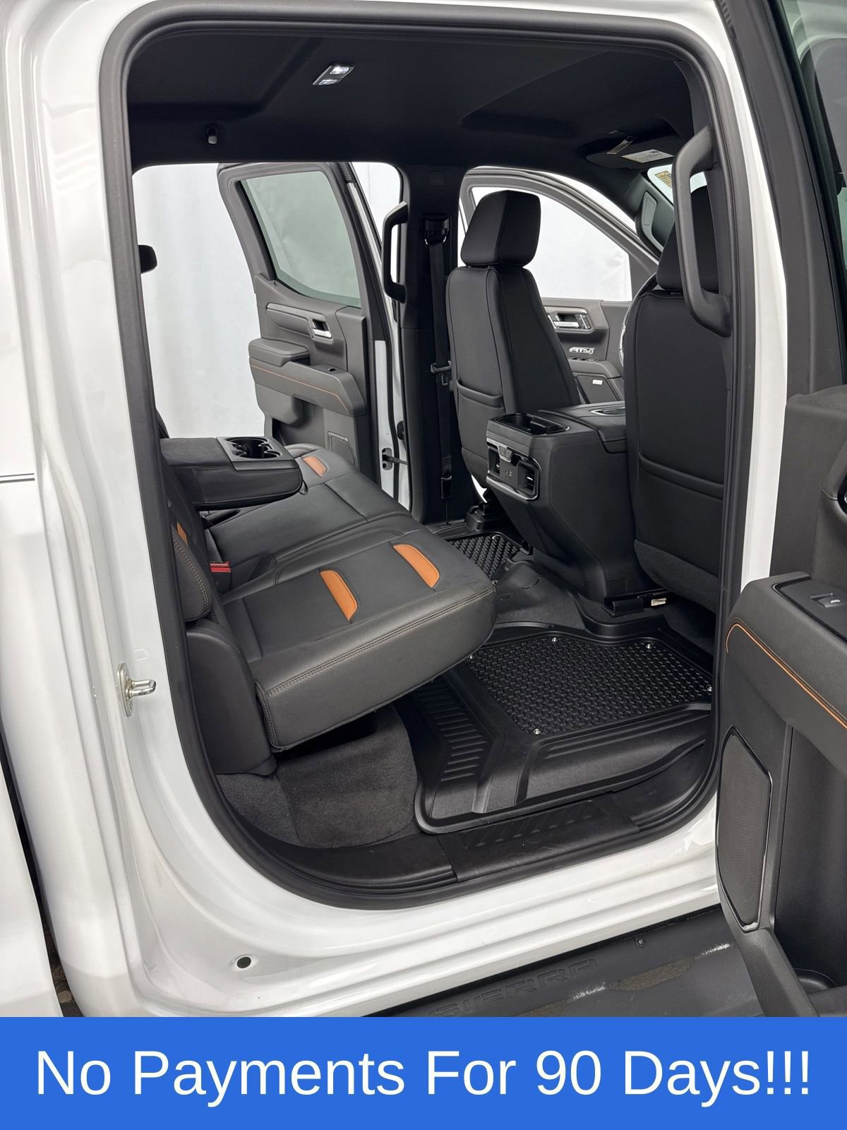 Used 2022 GMC Sierra 1500 AT4 w/ Technology Package AWD/4WD image 32