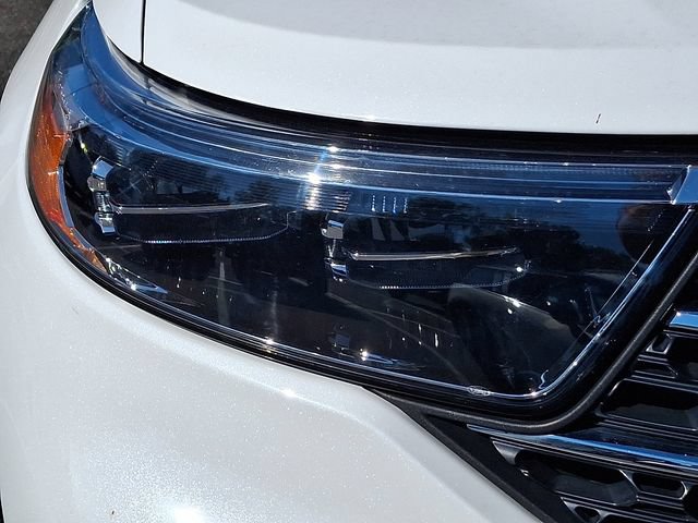 Certified 2022 Ford Explorer XLT w/ Equipment Group 202A AWD/4WD image 11
