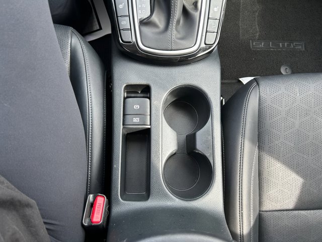 Used 2024 Kia Seltos SX image 15