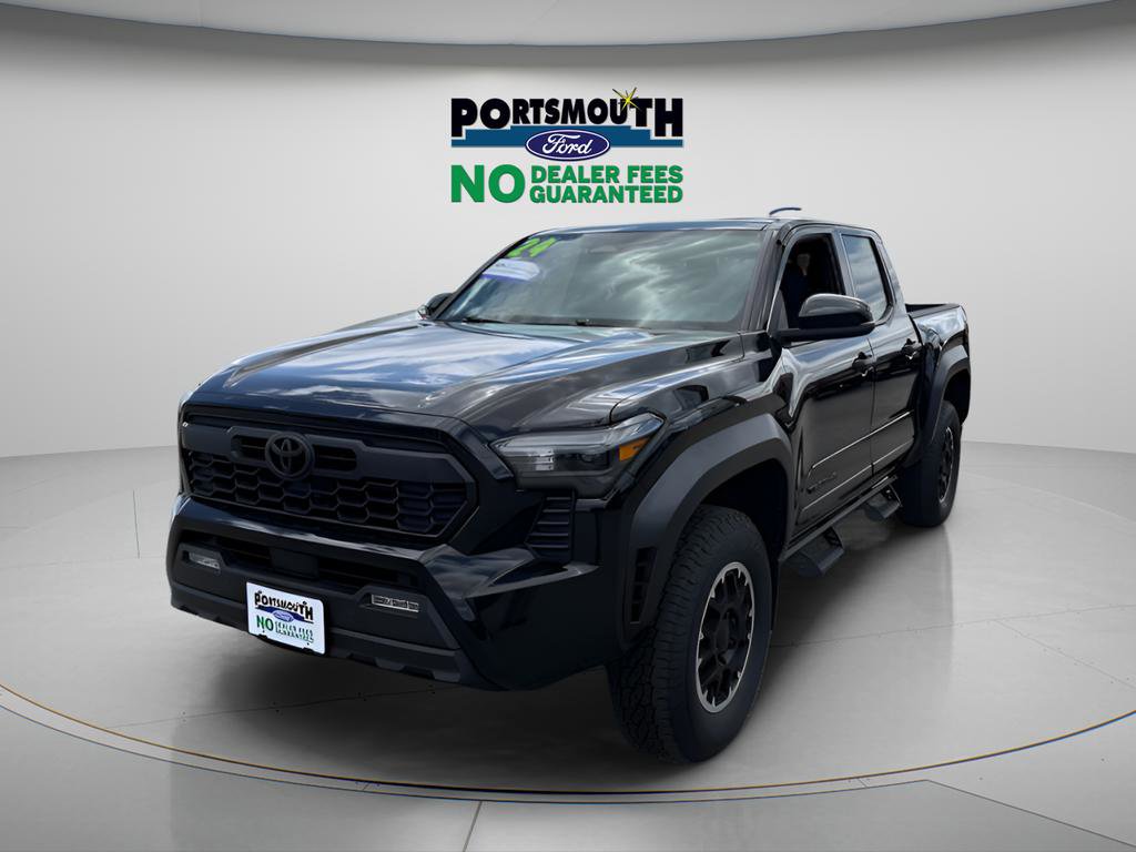 Used 2024 Toyota Tacoma TRD Off-Road AWD/4WD image 16