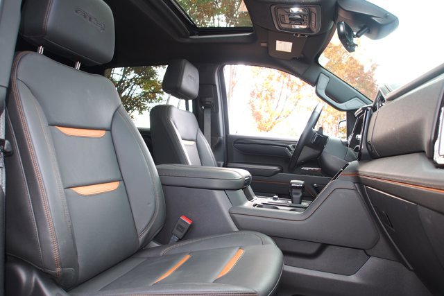 Used 2025 GMC Sierra 1500 AT4 w/ AT4 Premium Package image 12