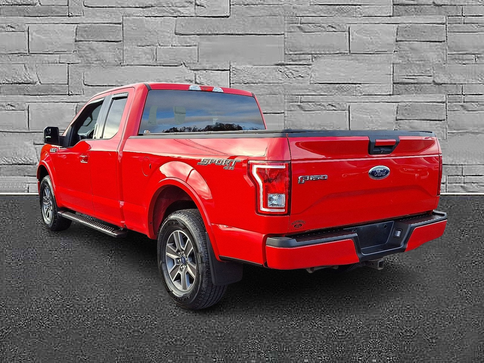 Certified 2017 Ford F150 XLT w/ Equipment Group 301A Mid image 8