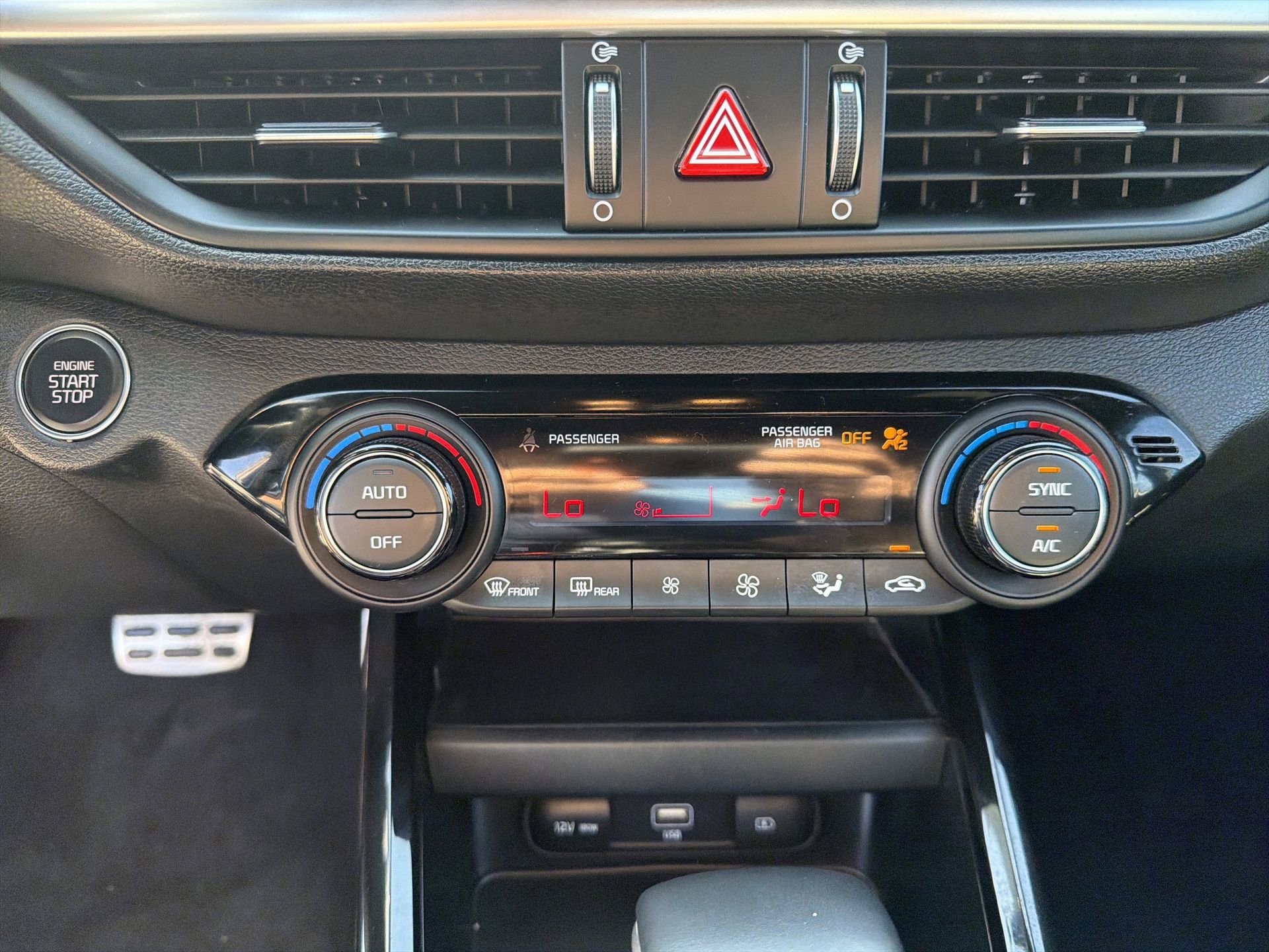 Used 2023 Kia Forte GT-Line image 4