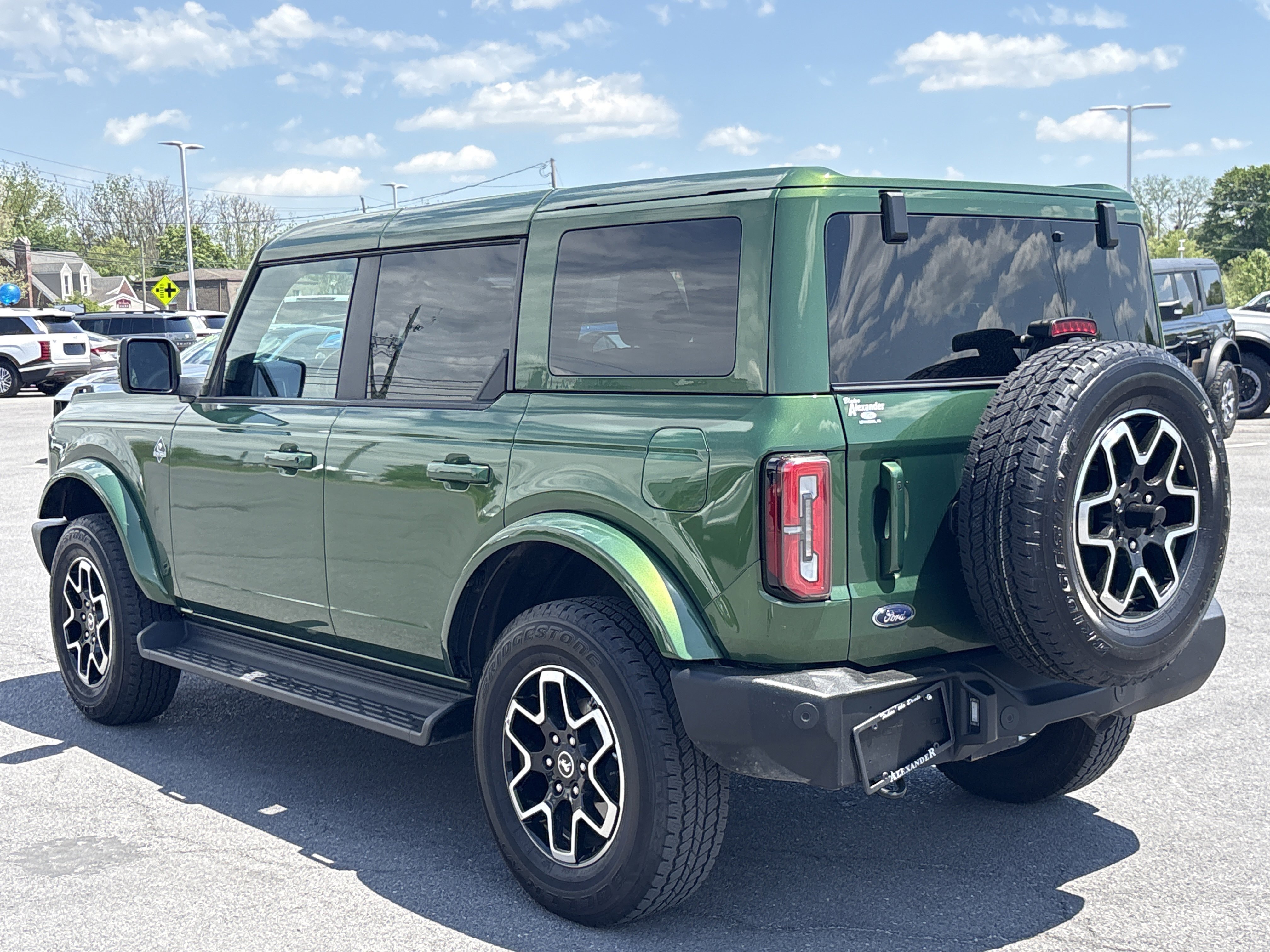Certified 2025 Ford Bronco Outer Banks AWD/4WD image 10