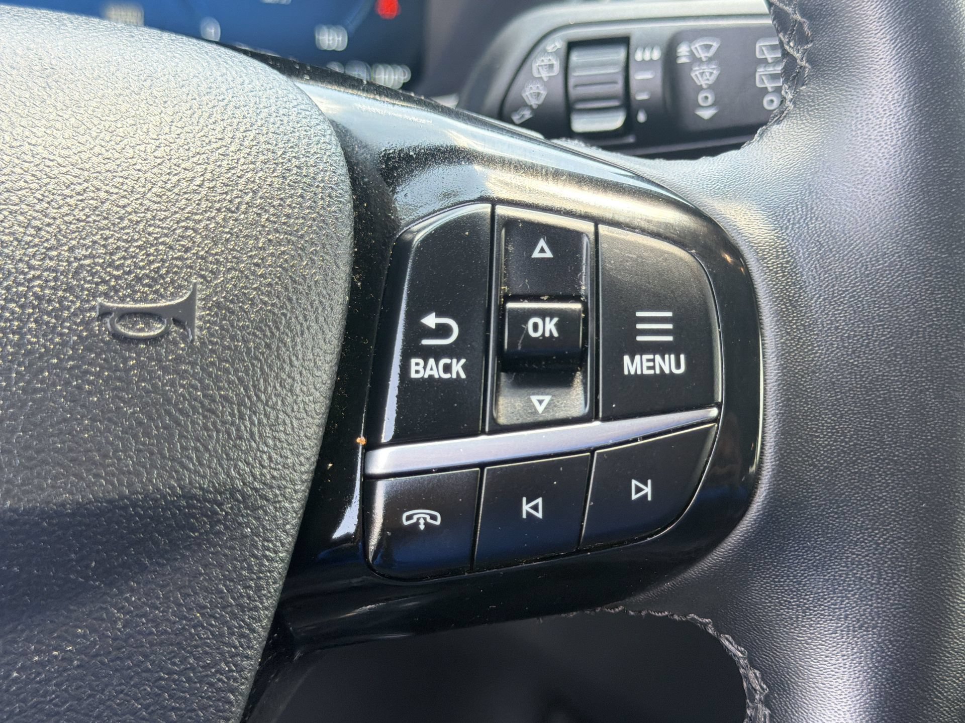 Certified 2023 Ford Escape Platinum AWD/4WD image 21