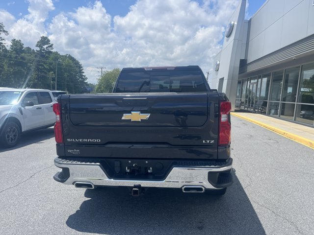 Used 2023 Chevrolet Silverado 1500 LTZ w/ LTZ Premium Package AWD/4WD image 7