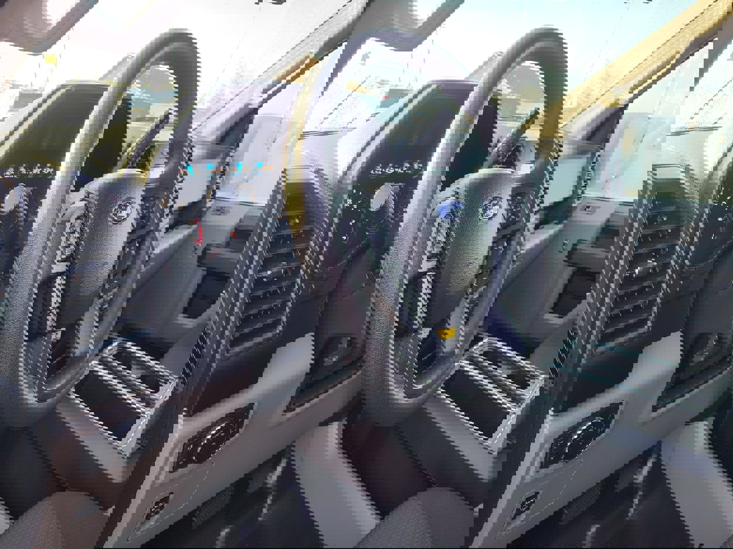 Certified 2019 Ford F150 XL w/ Equipment Group 101A Mid image 20