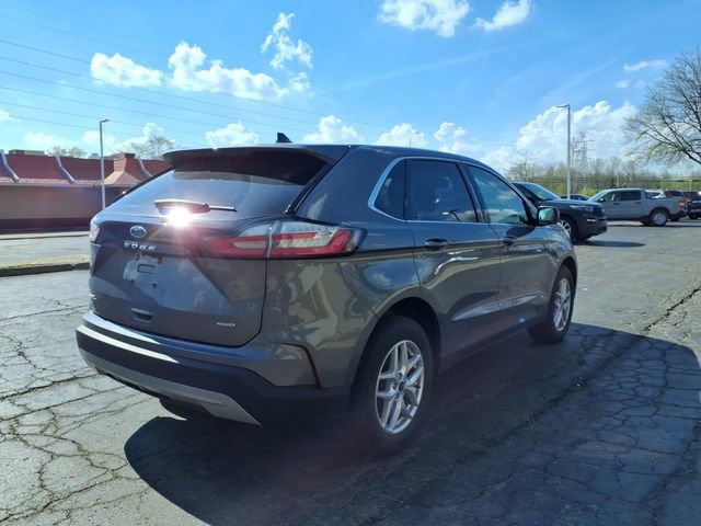 Certified 2024 Ford Edge SEL w/ Convenience Package AWD/4WD image 6