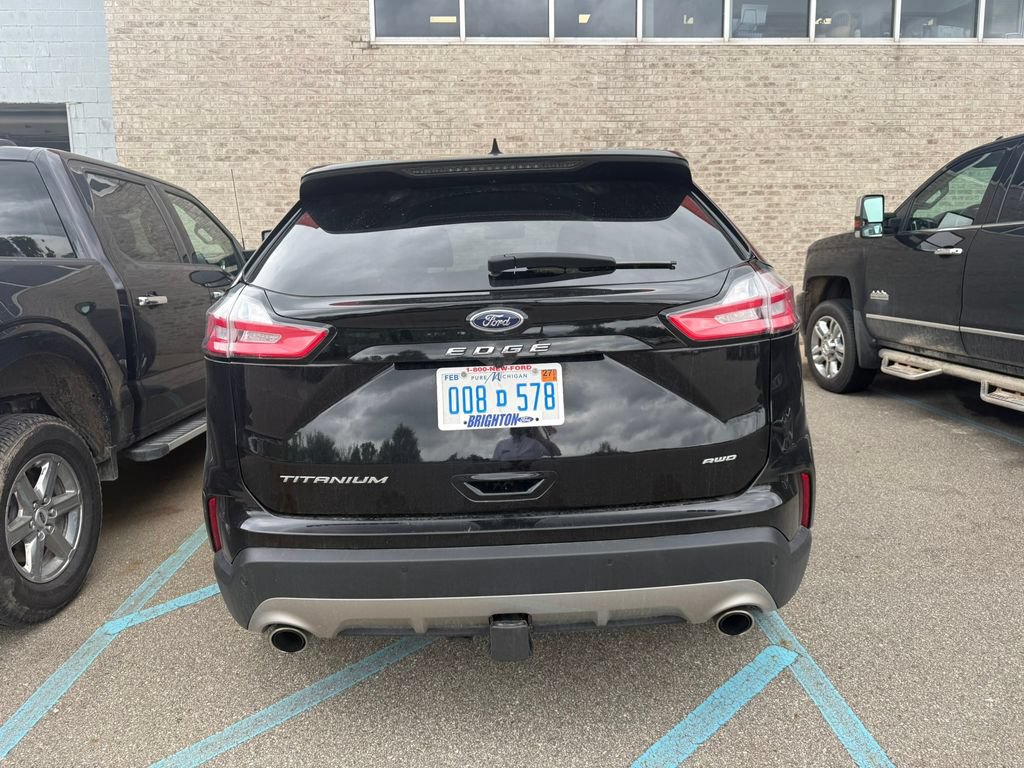 Certified 2023 Ford Edge Titanium w/ Class II Trailer Tow Package AWD/4WD image 7