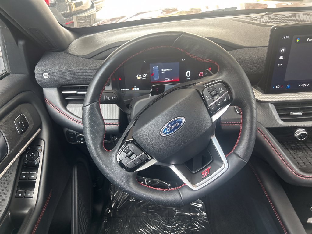 Certified 2025 Ford Explorer ST AWD/4WD image 17