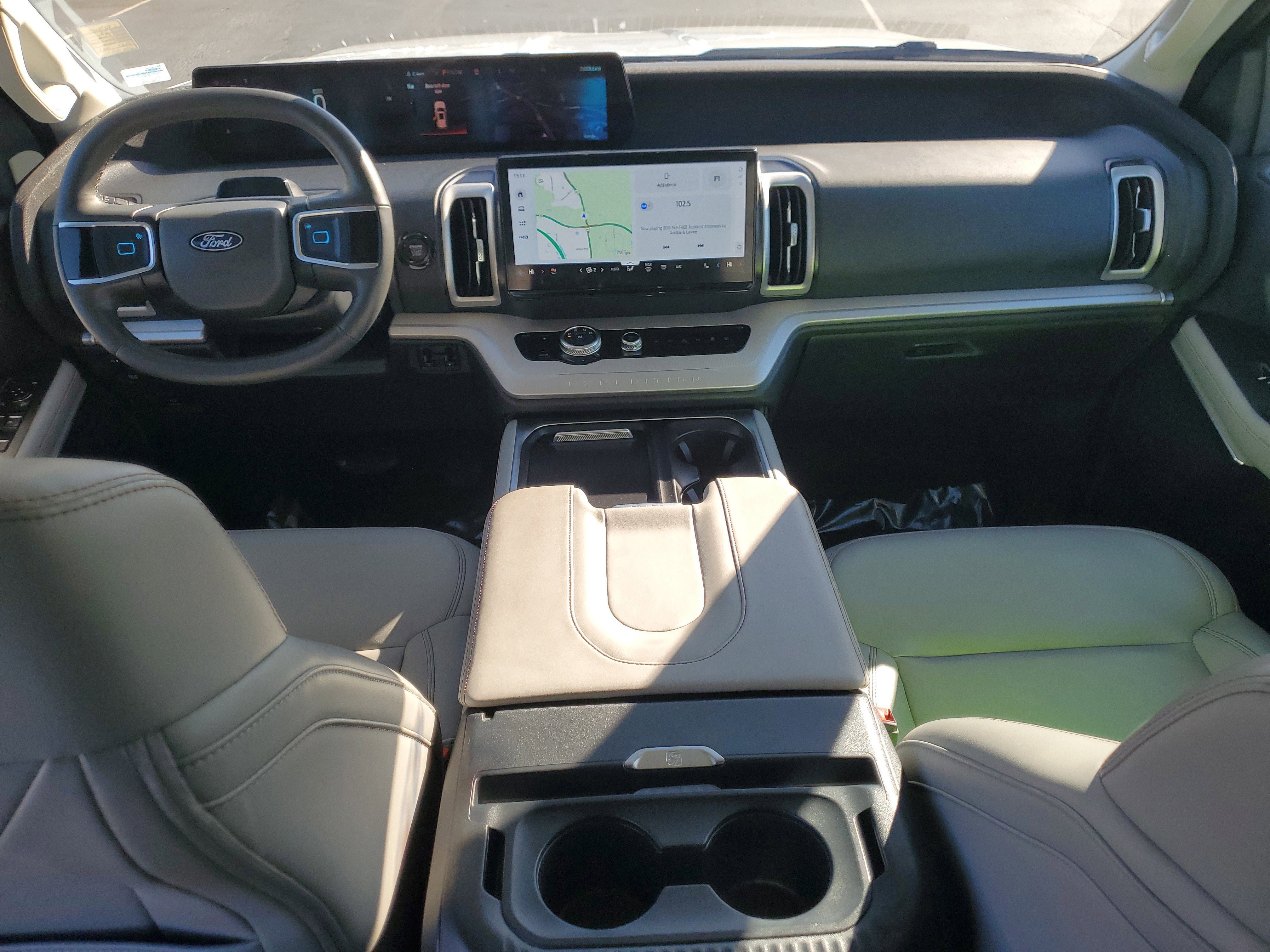 Certified 2025 Ford Expedition Active image 17