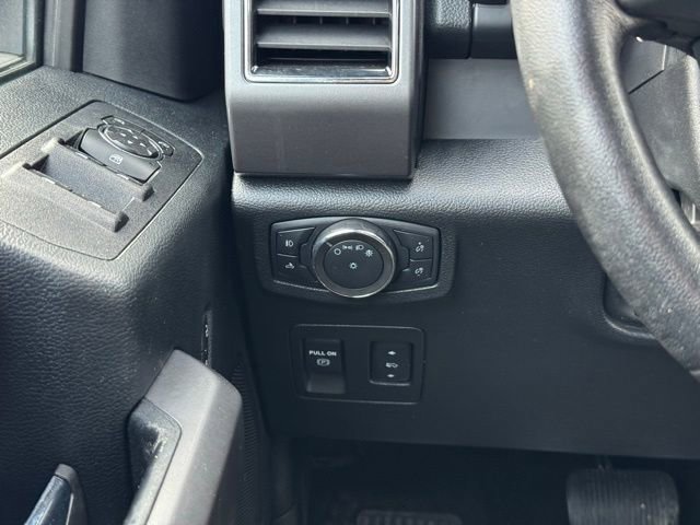 Certified 2019 Ford F150 XLT w/ Equipment Group 302A Luxury AWD/4WD image 33