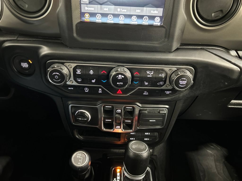 Used 2022 Jeep Wrangler Unlimited Sport AWD/4WD image 21