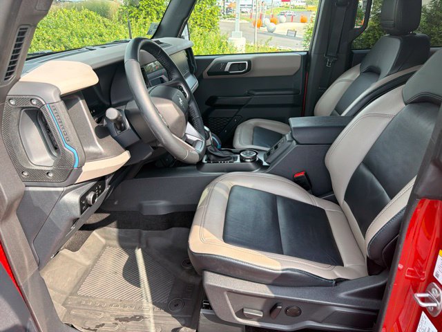 Certified 2024 Ford Bronco Wildtrak AWD/4WD image 12