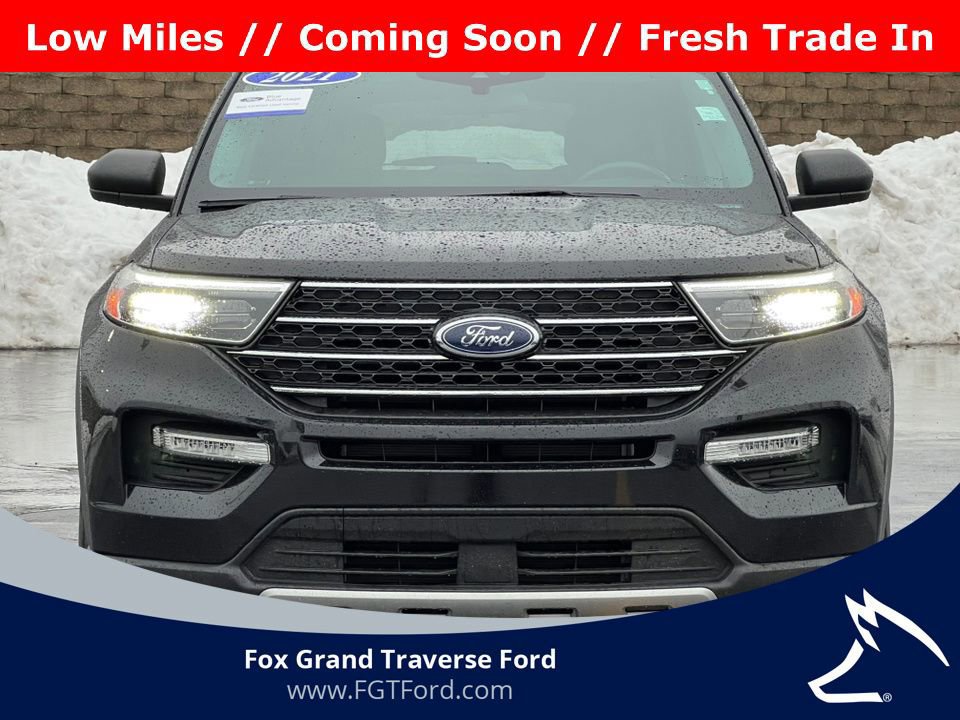 Certified 2021 Ford Explorer XLT w/ Equipment Group 202A image 7