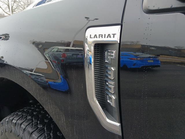Certified 2022 Ford F350 Lariat w/ Lariat Value Package image 32
