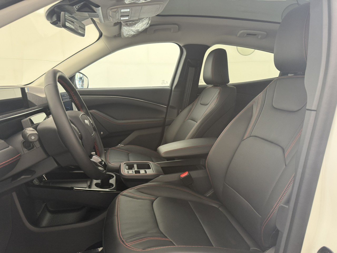 Certified 2025 Ford Mustang Mach-E Premium w/ Sport Appearance Package AWD/4WD image 15