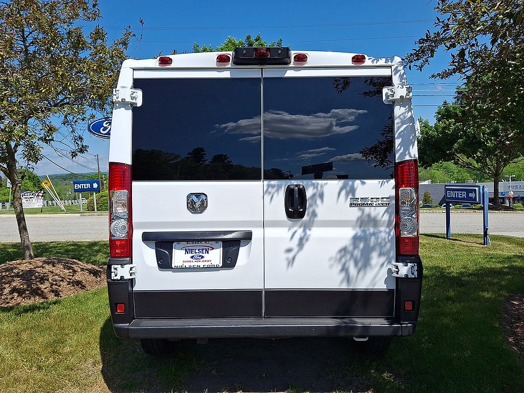 Used 2025 RAM ProMaster 2500 w/ U-Haul Equipment Group FWD image 13