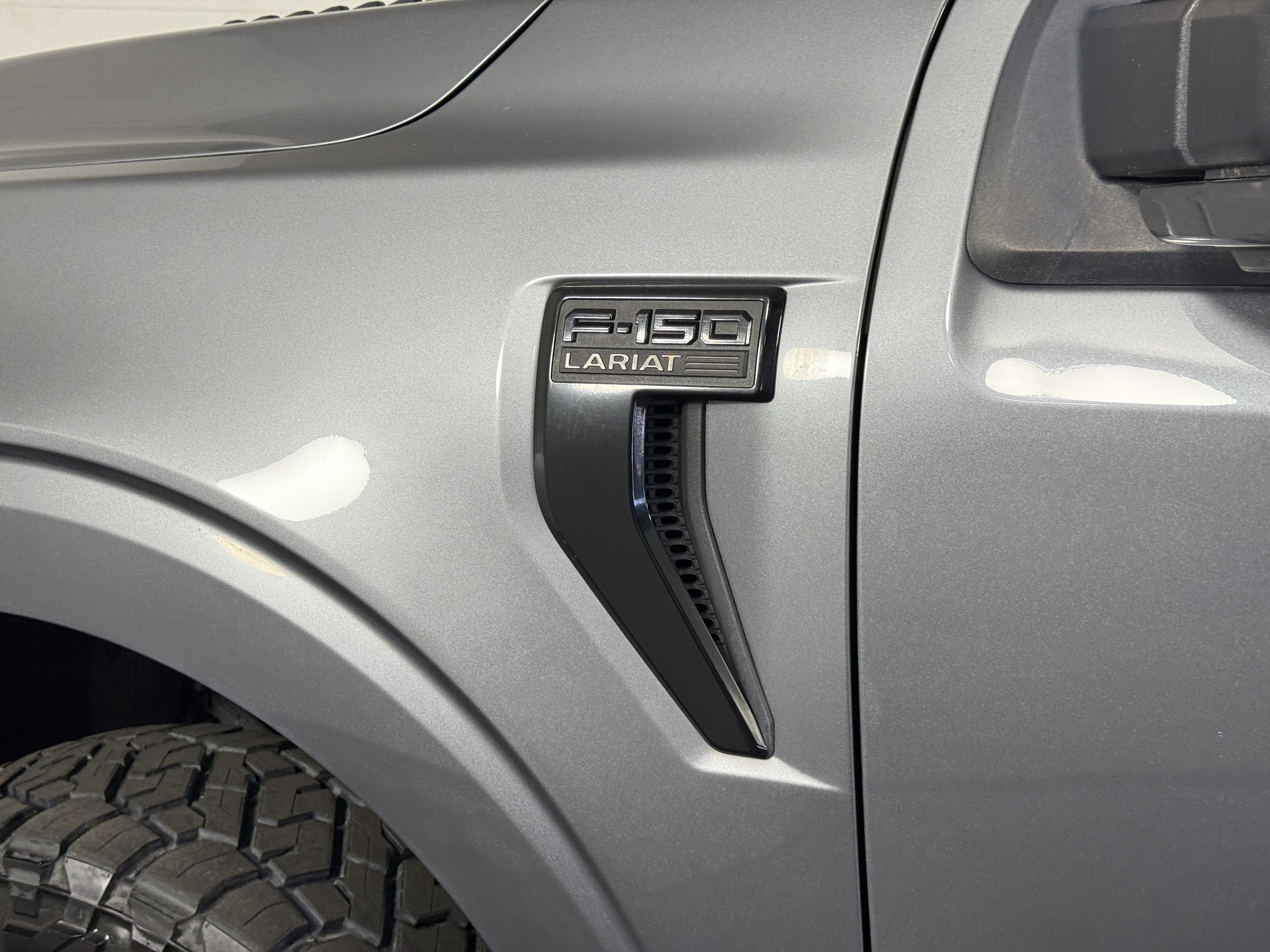 Certified 2022 Ford F150 Lariat w/ Equipment Group 502A High AWD/4WD image 9