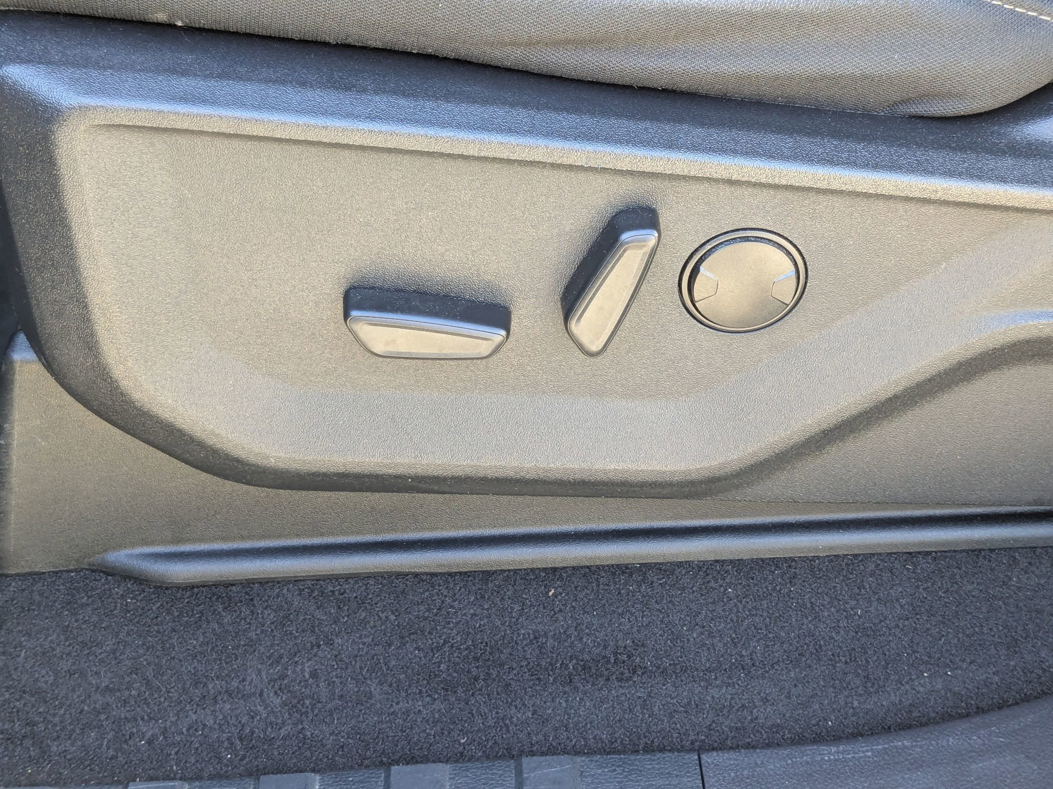 Certified 2023 Ford F150 XLT w/ Equipment Group 302A High image 15