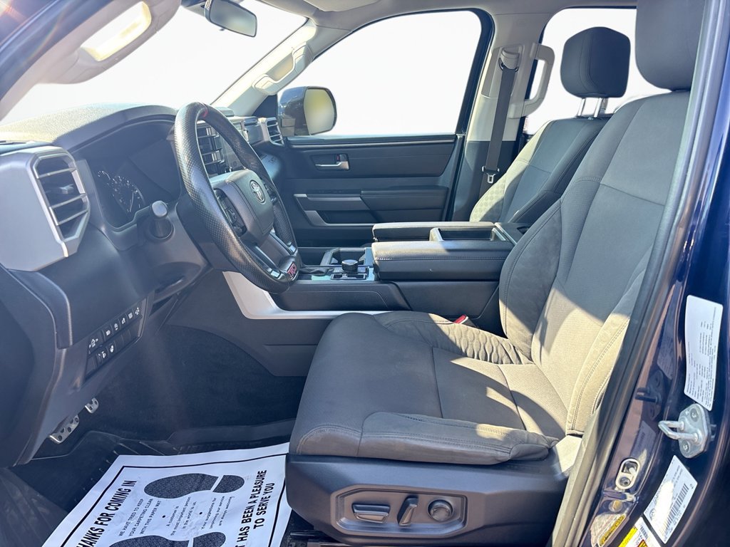 Used 2022 Toyota Tundra SR5 AWD/4WD image 25
