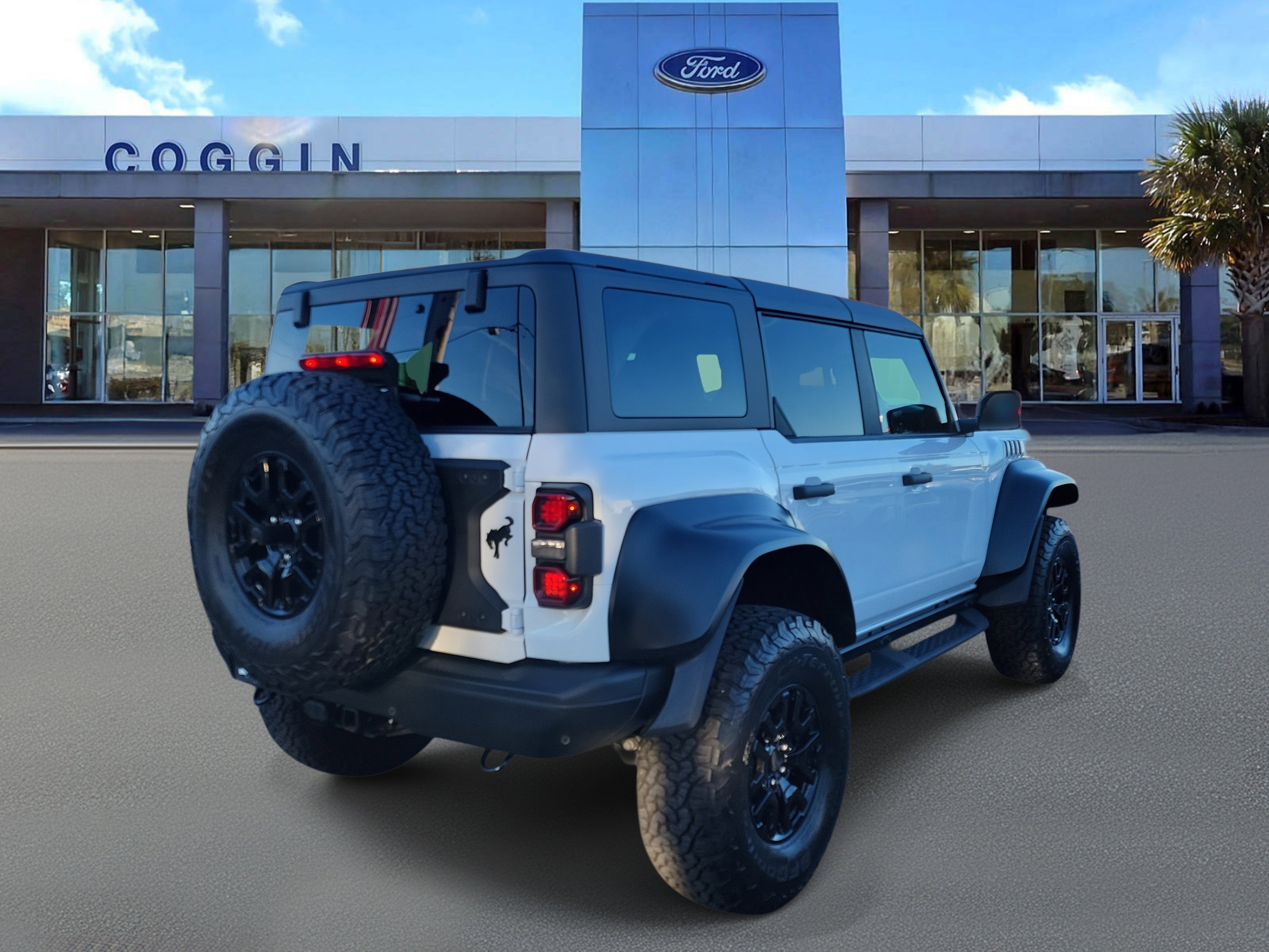 Certified 2023 Ford Bronco Raptor image 3