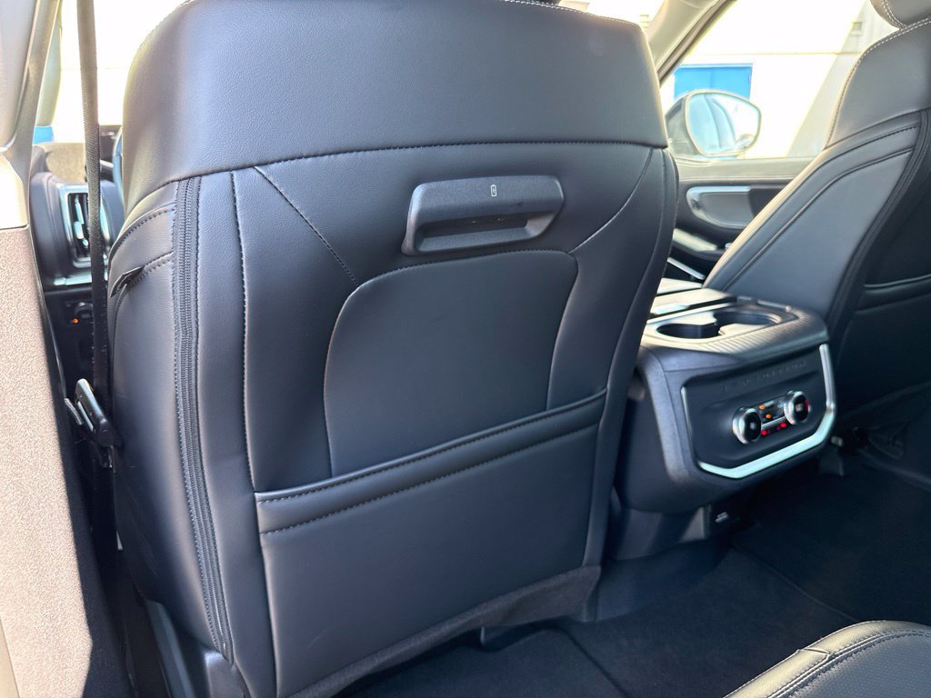 Certified 2025 Ford Expedition Platinum AWD/4WD image 41