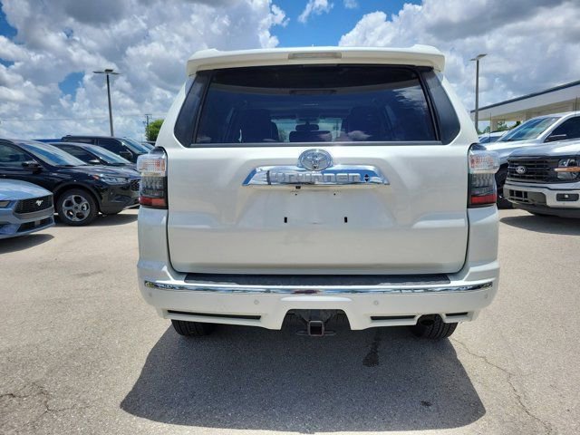 Used 2018 Toyota 4Runner Limited RWD image 5